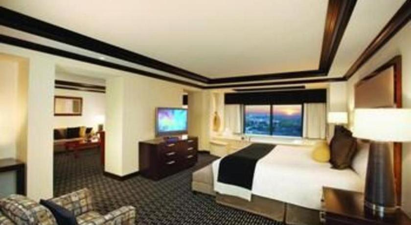 Ameristar Casino Resort And Spa Saint Charles Exterior photo